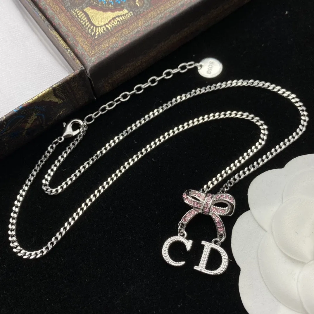 Dir Necklaces 036