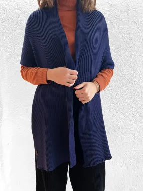 Pleated Merino Wool Scarf XL in Navy Blue color